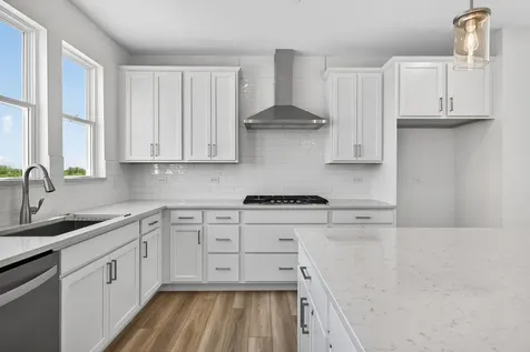 2635 Lohan Way Hoffman Estates IL 60192