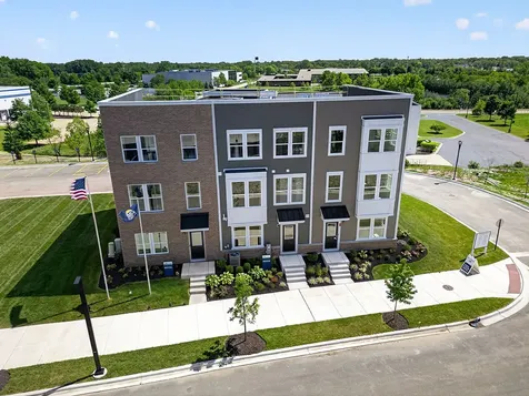 2635 Lohan Way Hoffman Estates IL 60192