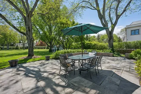 936 Sunset Road Winnetka IL 60093
