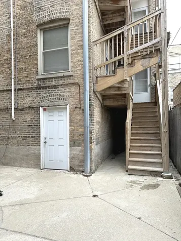 3253 West Olive Avenue Chicago IL 60659