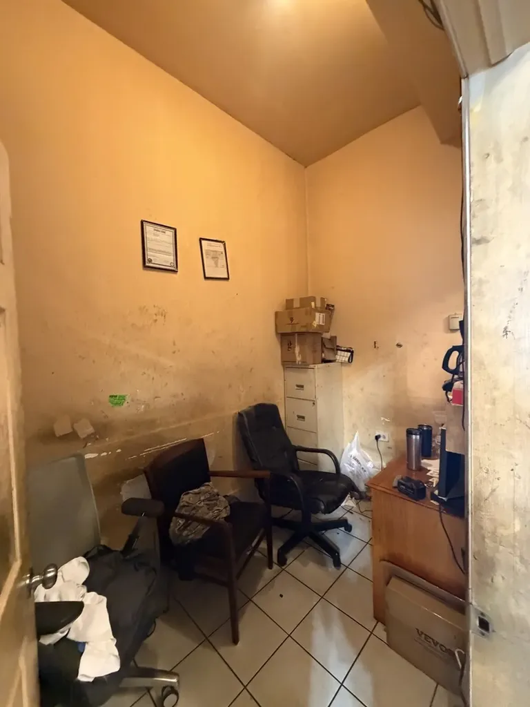 2323 West 18th Street Chicago IL 60608