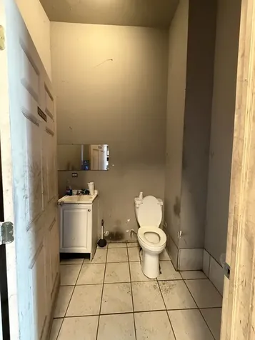 2323 West 18th Street Chicago IL 60608