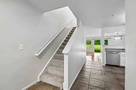 524 Jennifer Circle Mundelein IL 60060