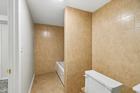 524 Jennifer Circle Mundelein IL 60060