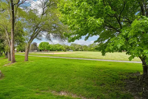 524 Jennifer Circle Mundelein IL 60060