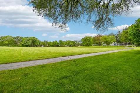524 Jennifer Circle Mundelein IL 60060