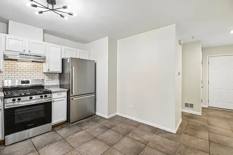 524 Jennifer Circle Mundelein IL 60060