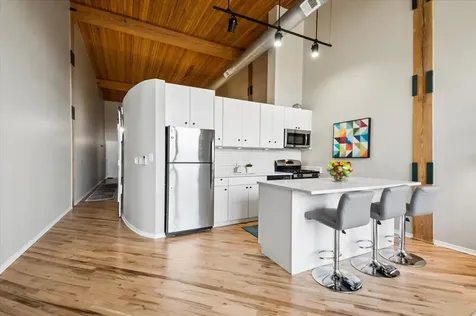 2654 West Medill Avenue Chicago IL 60647