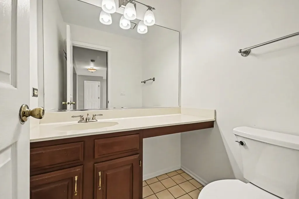 865 Warwick Lane SE Lake Zurich IL 60047