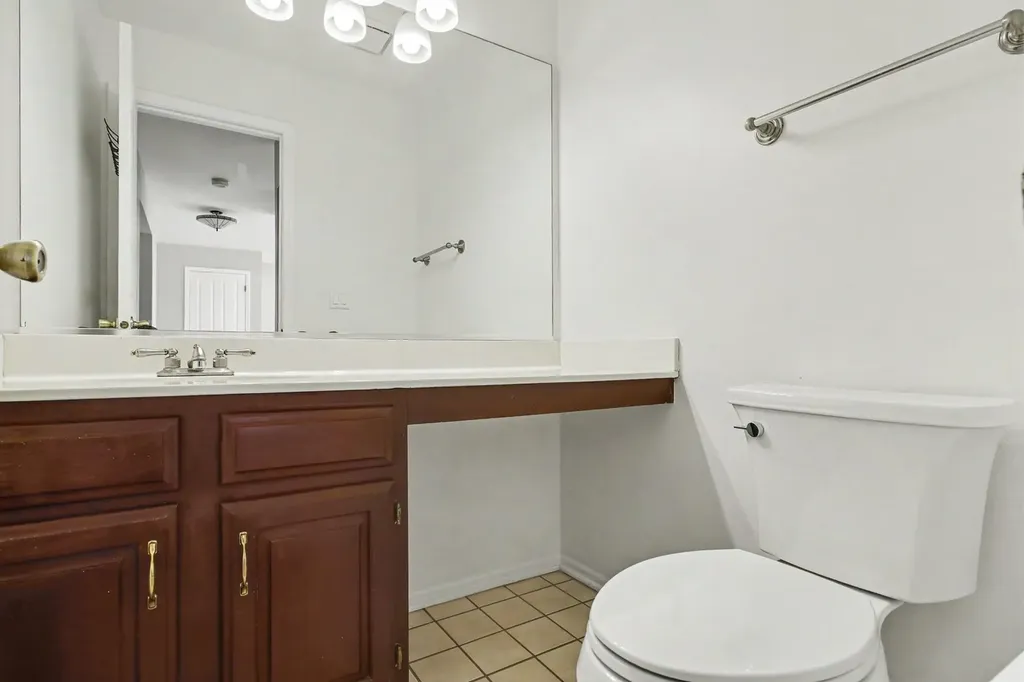 865 Warwick Lane SE Lake Zurich IL 60047