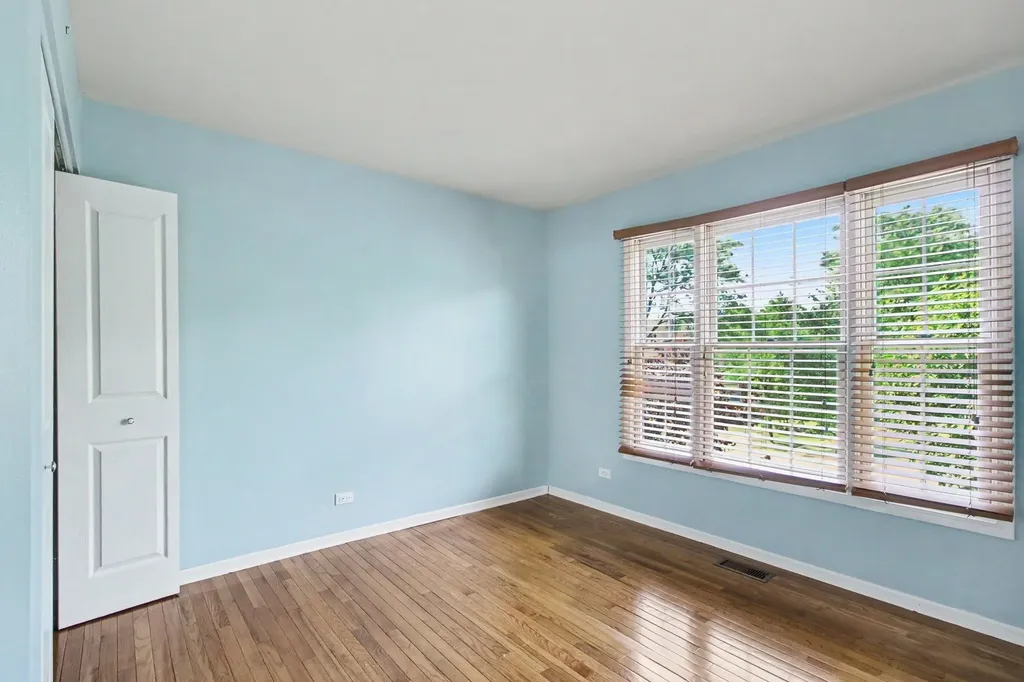 865 Warwick Lane SE Lake Zurich IL 60047