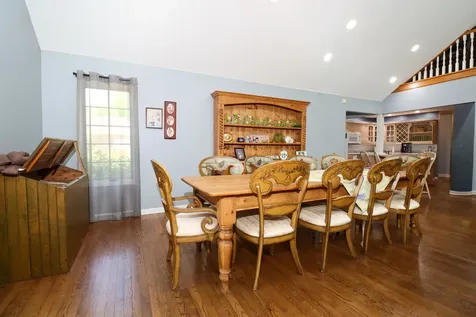 200 Navajo Trail Buffalo Grove IL 60089