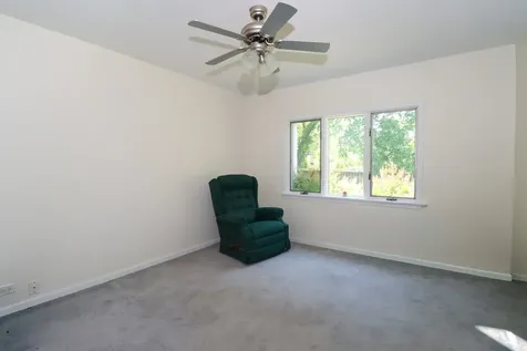 200 Navajo Trail Buffalo Grove IL 60089