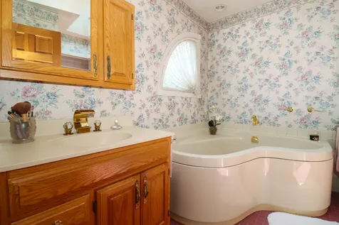 200 Navajo Trail Buffalo Grove IL 60089