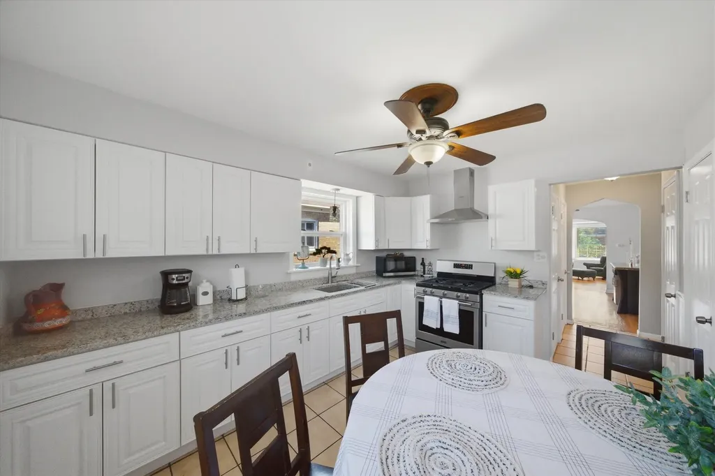 3448 West 73rd Street Chicago IL 60629