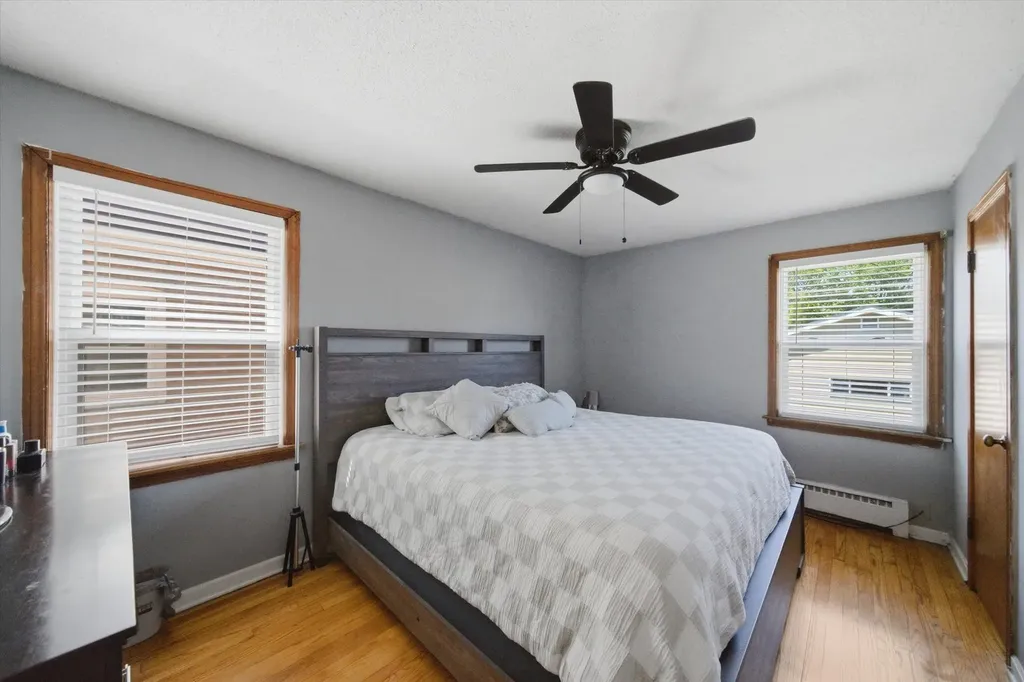 3448 West 73rd Street Chicago IL 60629