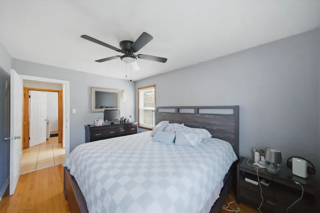 3448 West 73rd Street Chicago IL 60629