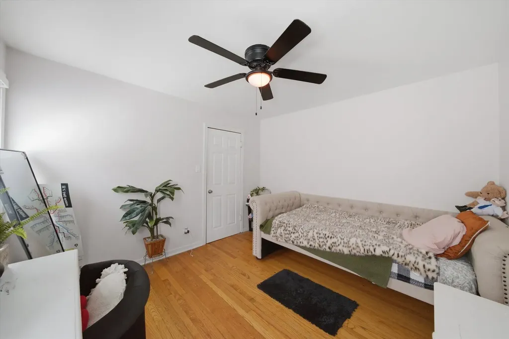 3448 West 73rd Street Chicago IL 60629