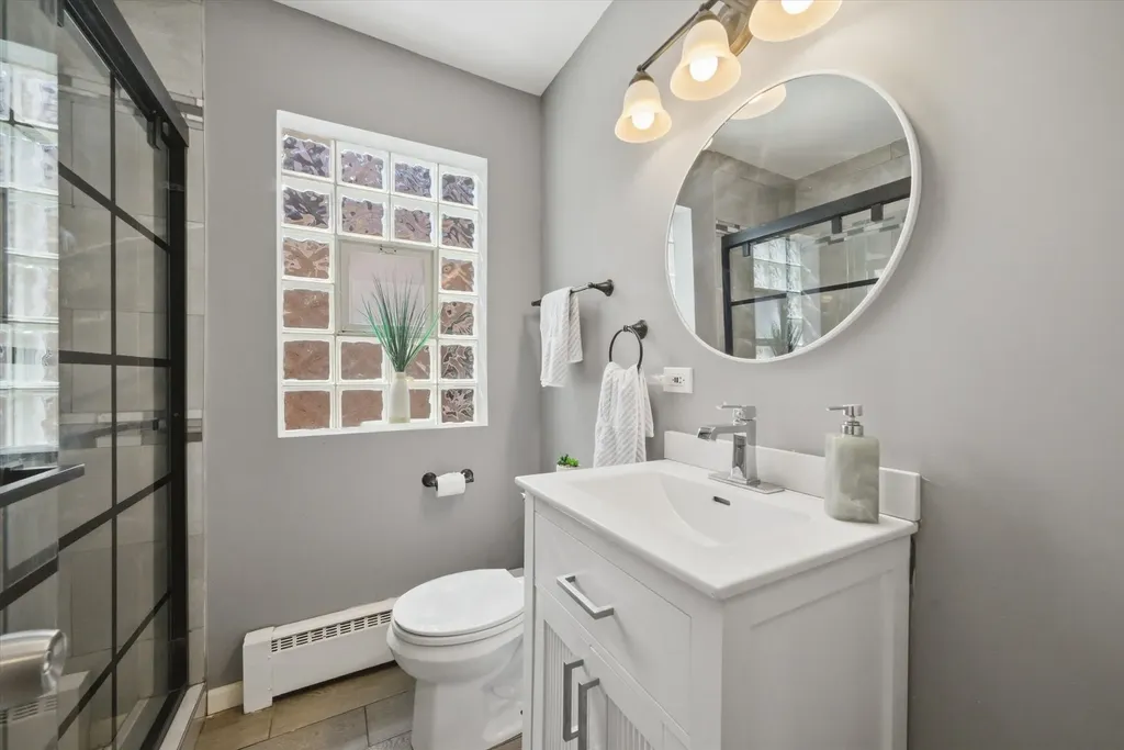 3448 West 73rd Street Chicago IL 60629