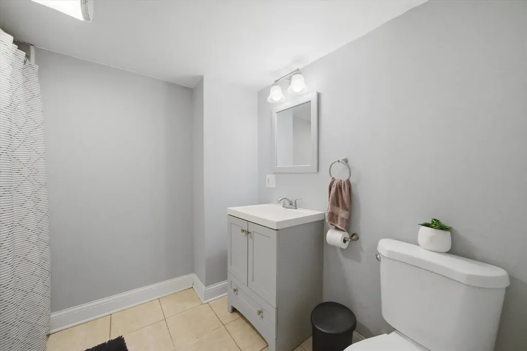 3448 West 73rd Street Chicago IL 60629