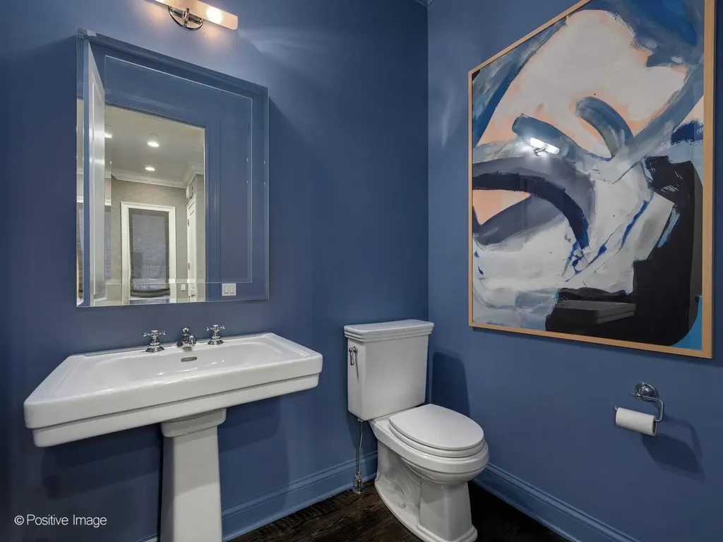 2122 North Magnolia Avenue Chicago IL 60614