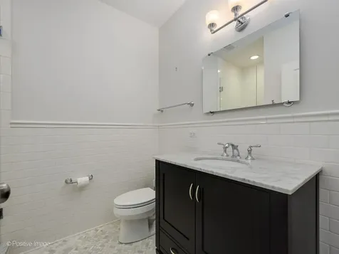 2122 North Magnolia Avenue Chicago IL 60614