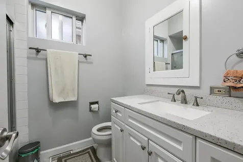 4958 North Keeler Avenue Chicago IL 60630