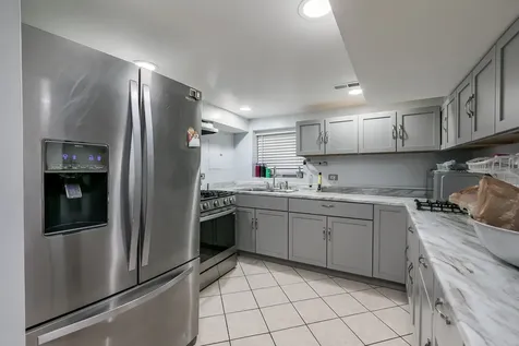 4958 North Keeler Avenue Chicago IL 60630