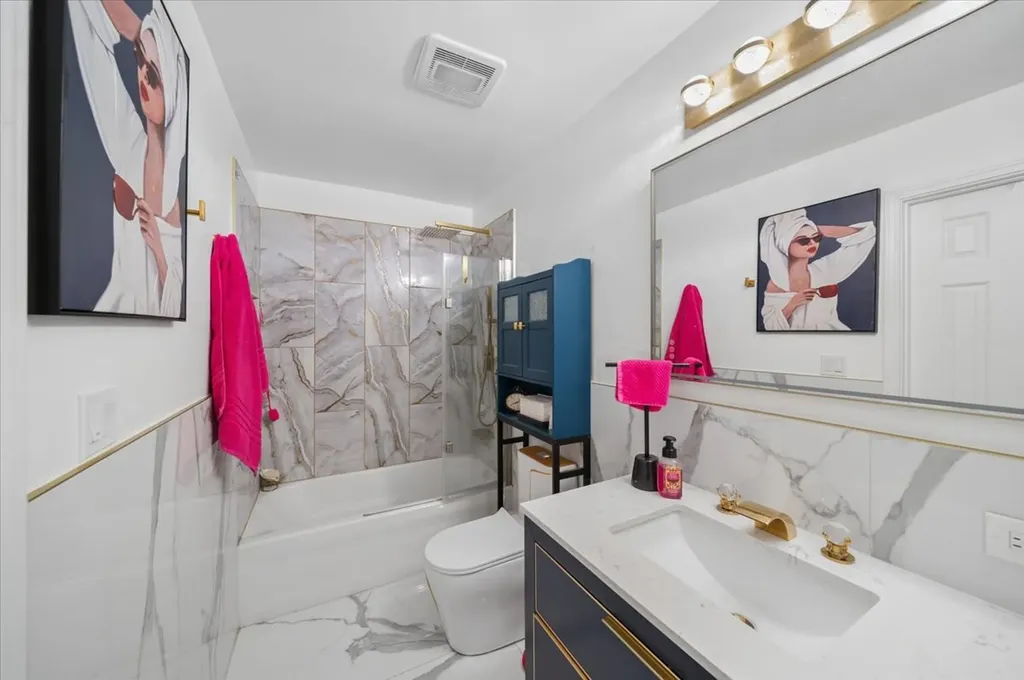 854 Sunrise Place Roselle IL 60172