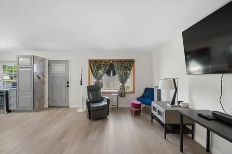 854 Sunrise Place Roselle IL 60172