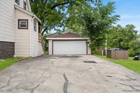 1213 Elgin Avenue Joliet IL 60432