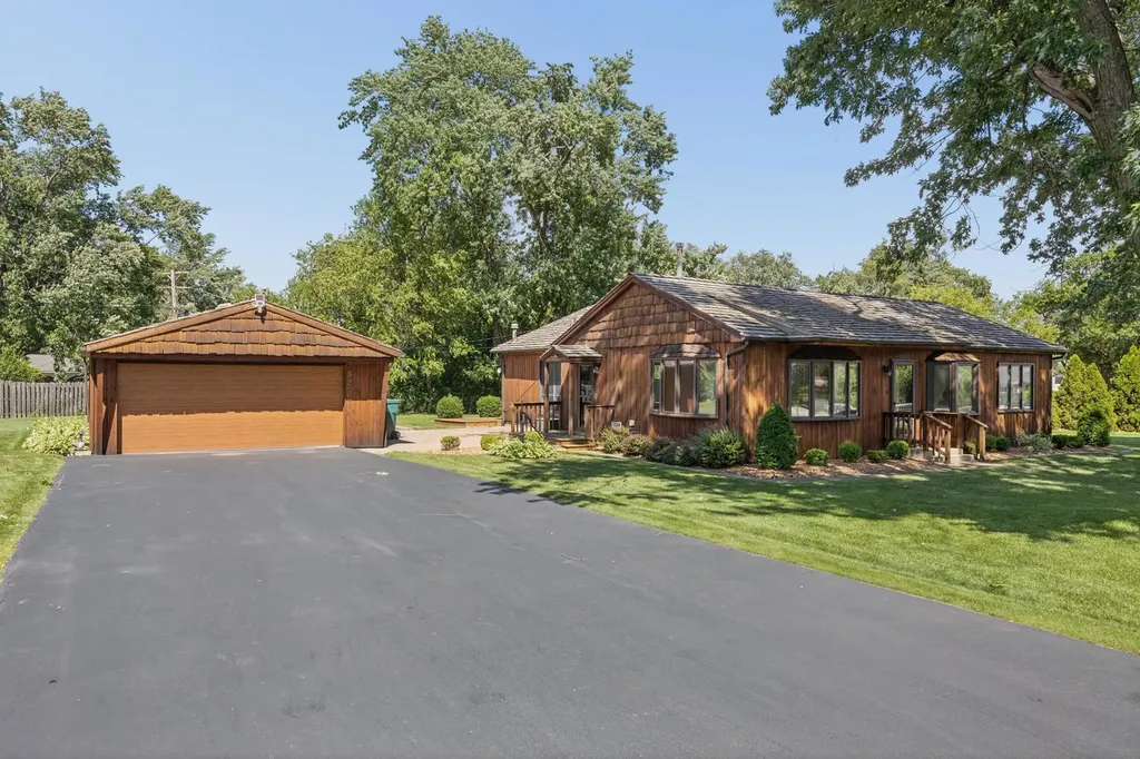 8240 West 135 Street Orland Park IL 60462