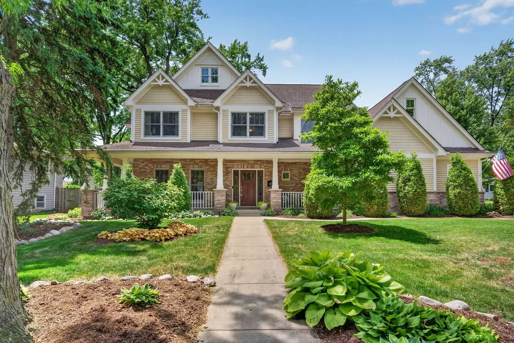 1045 Magnolia Lane Naperville IL 60540