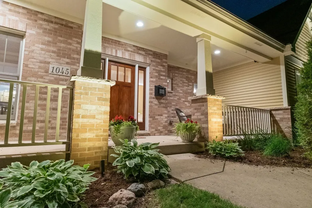 1045 Magnolia Lane Naperville IL 60540