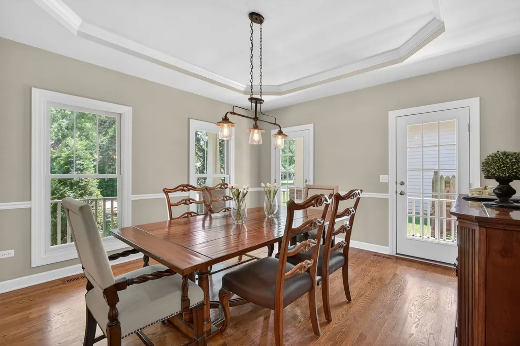 1045 Magnolia Lane Naperville IL 60540