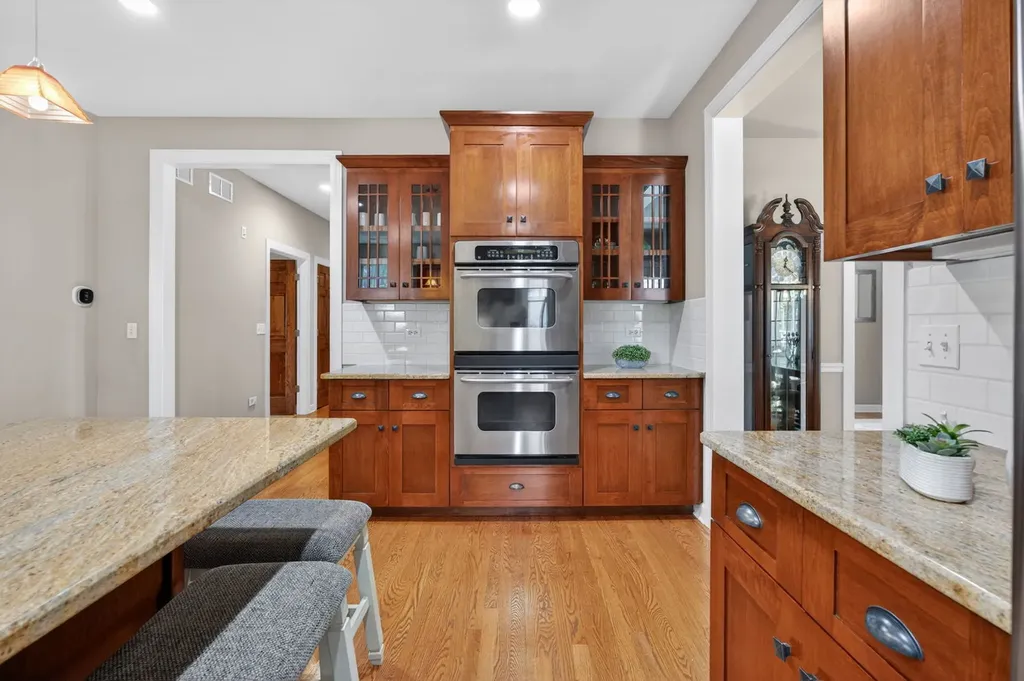 1045 Magnolia Lane Naperville IL 60540
