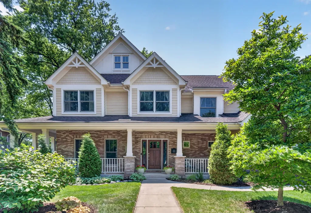 1045 Magnolia Lane Naperville IL 60540