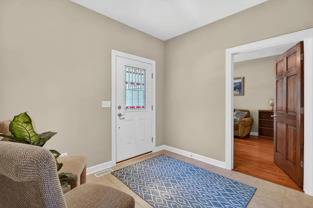 1045 Magnolia Lane Naperville IL 60540