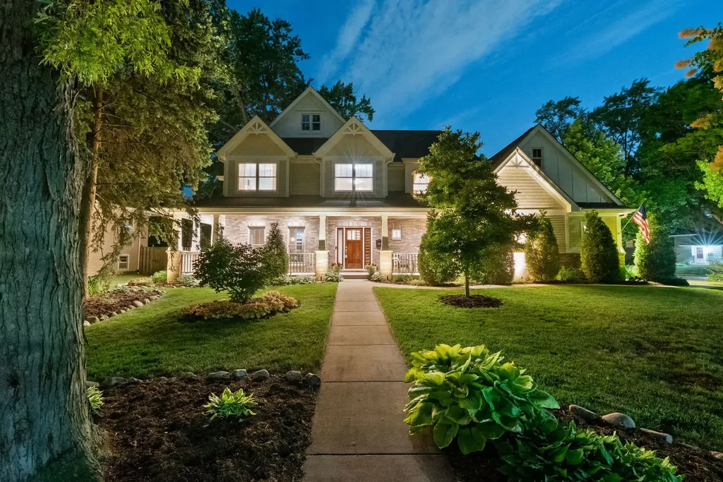 1045 Magnolia Lane Naperville IL 60540