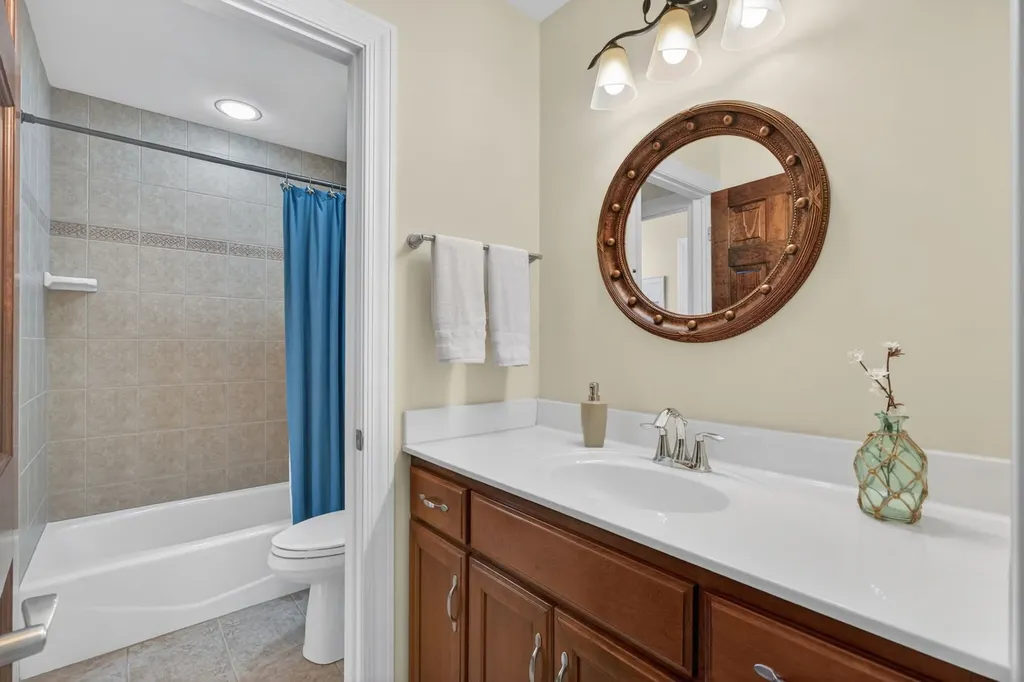 1045 Magnolia Lane Naperville IL 60540
