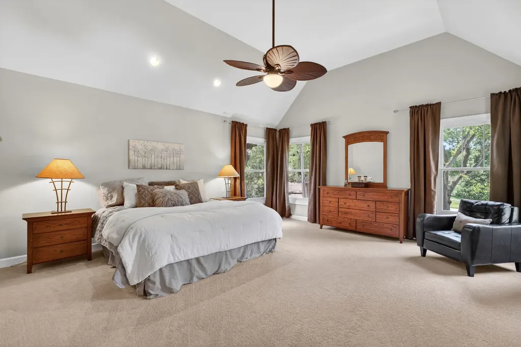 1045 Magnolia Lane Naperville IL 60540