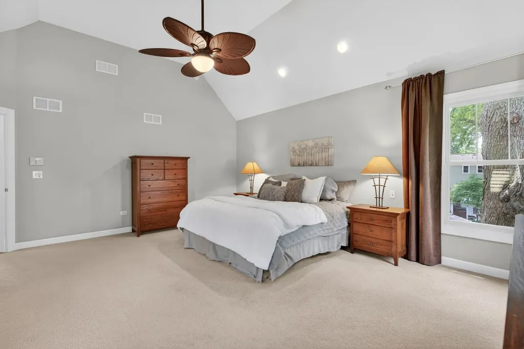 1045 Magnolia Lane Naperville IL 60540