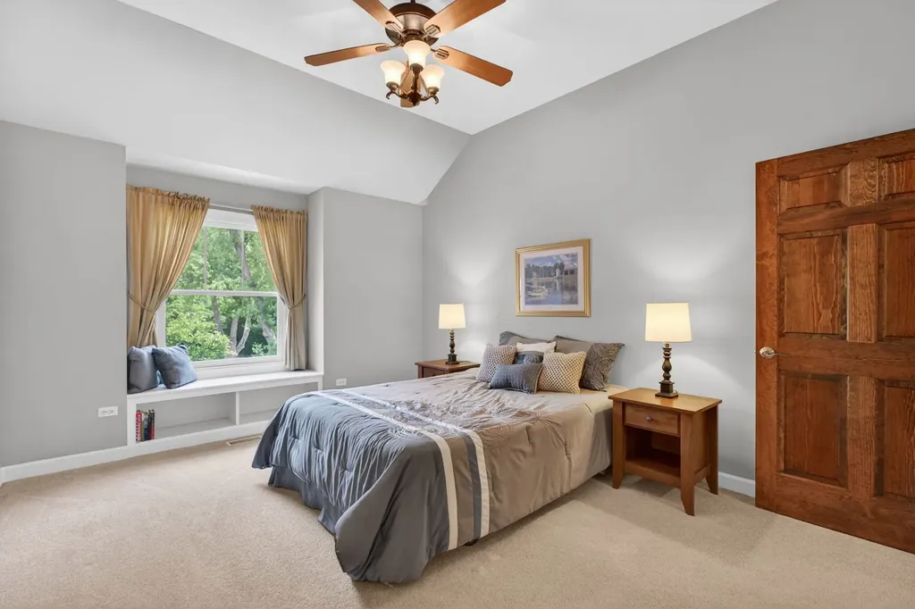 1045 Magnolia Lane Naperville IL 60540