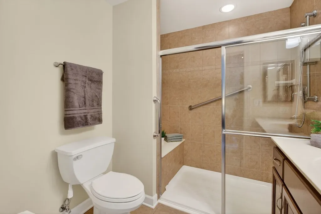 1045 Magnolia Lane Naperville IL 60540