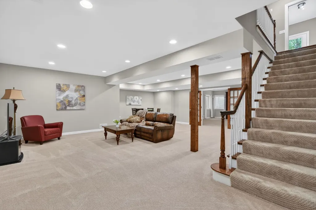 1045 Magnolia Lane Naperville IL 60540