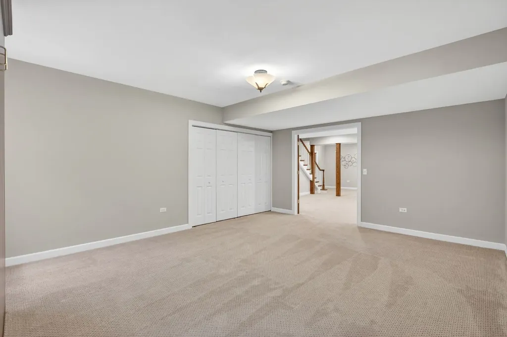 1045 Magnolia Lane Naperville IL 60540