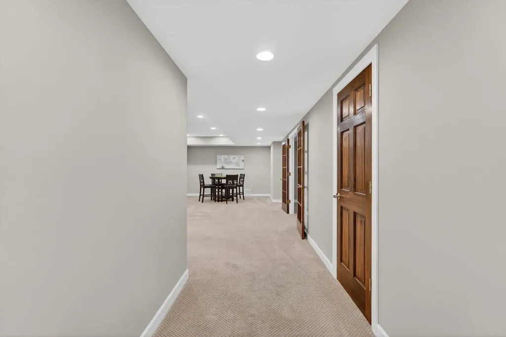 1045 Magnolia Lane Naperville IL 60540