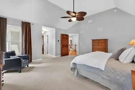 1045 Magnolia Lane Naperville IL 60540