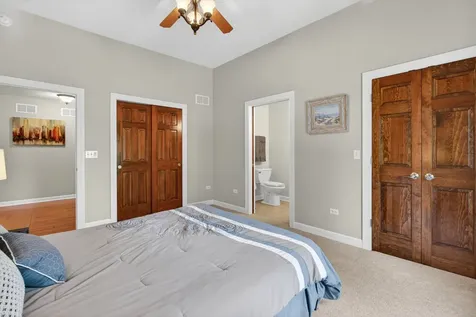 1045 Magnolia Lane Naperville IL 60540