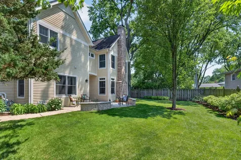 1045 Magnolia Lane Naperville IL 60540